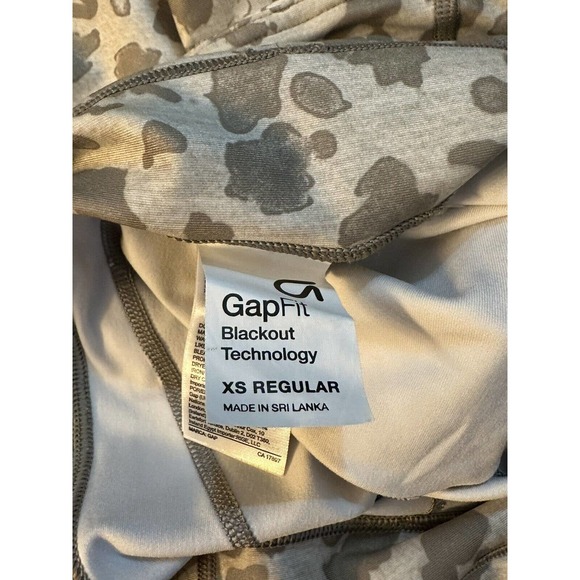 Gap Fit High Rise Leggings Blackout Beige Animal Print Women’s Size XS Pockets - Picture 3 of 4